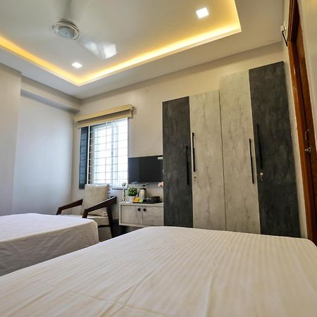 Hotel Ceasta, Beside Us Consulate Hyderabad, Gachibowli Gundipet 外观 照片